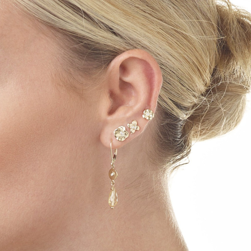 Montauk Daisy Stud Earrings With Diamond Jewelry Helen Ficalora 14k Yellow Gold