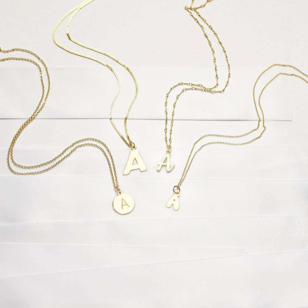 Why Initial Necklaces Make the Best Gifts