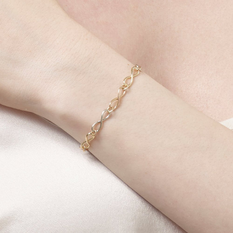 Helen Ficalora Small Infinity Chain Bracelet in 14K Yellow Gold
