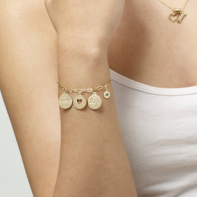 14K Gold "Mami" Necklace Charm With Diamond